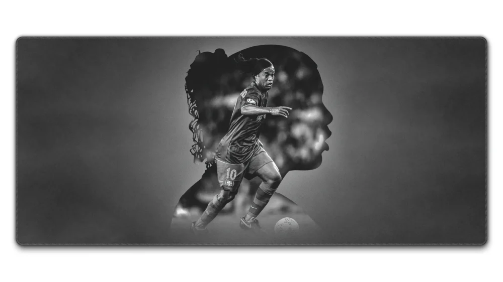 Ronaldinho Barcelona Football Desk Mat in 900 × 400 mm size for TKL keyboards and smooth mouse control